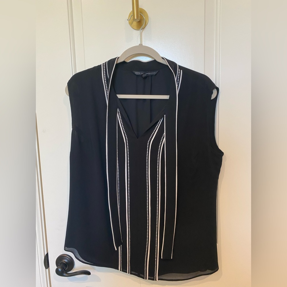 White House Black Market Top NWOT 12